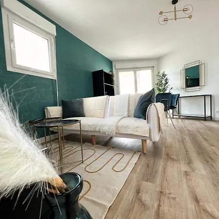 Le Saphir Apartment